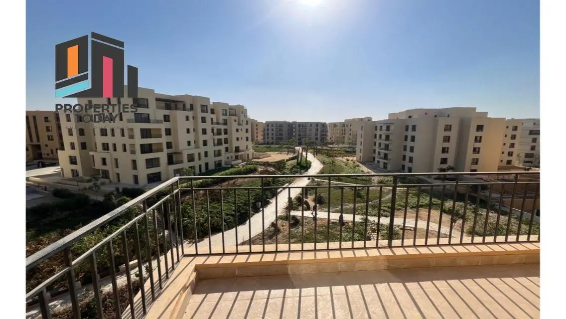شقة فاخرة للبيع في O-West