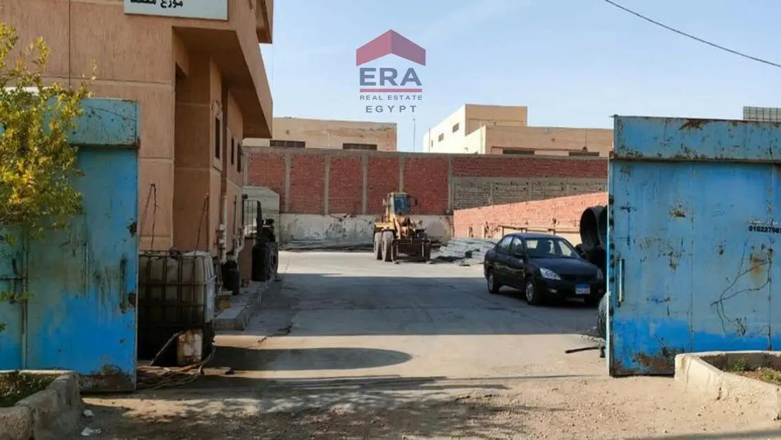 فيلا فاخرة بمساحة 23000 متر مربع للبيع