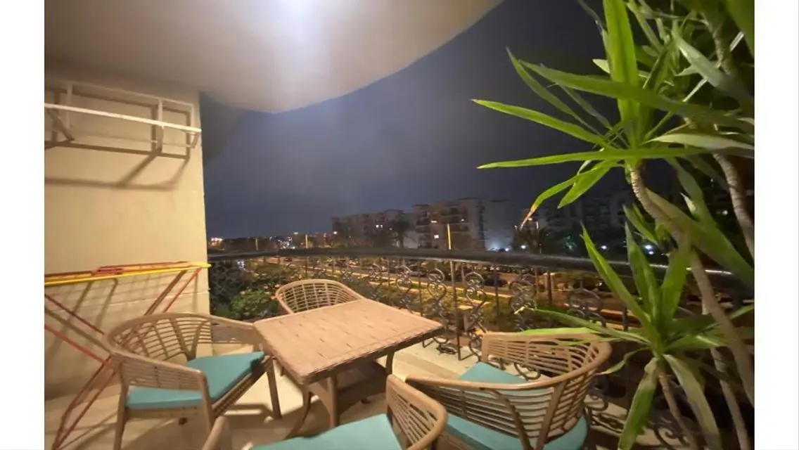 Charming Apartment of 34 Meters with Balcony & Security
