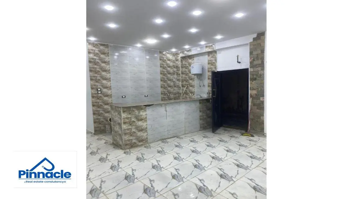 عقار متميز بمساحة واسعة وحارس أمن - 35000 جنيها