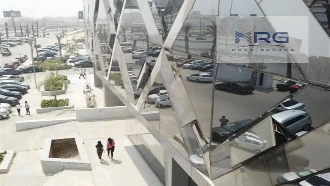 شقة رائعة للبيع في قلب المدينة