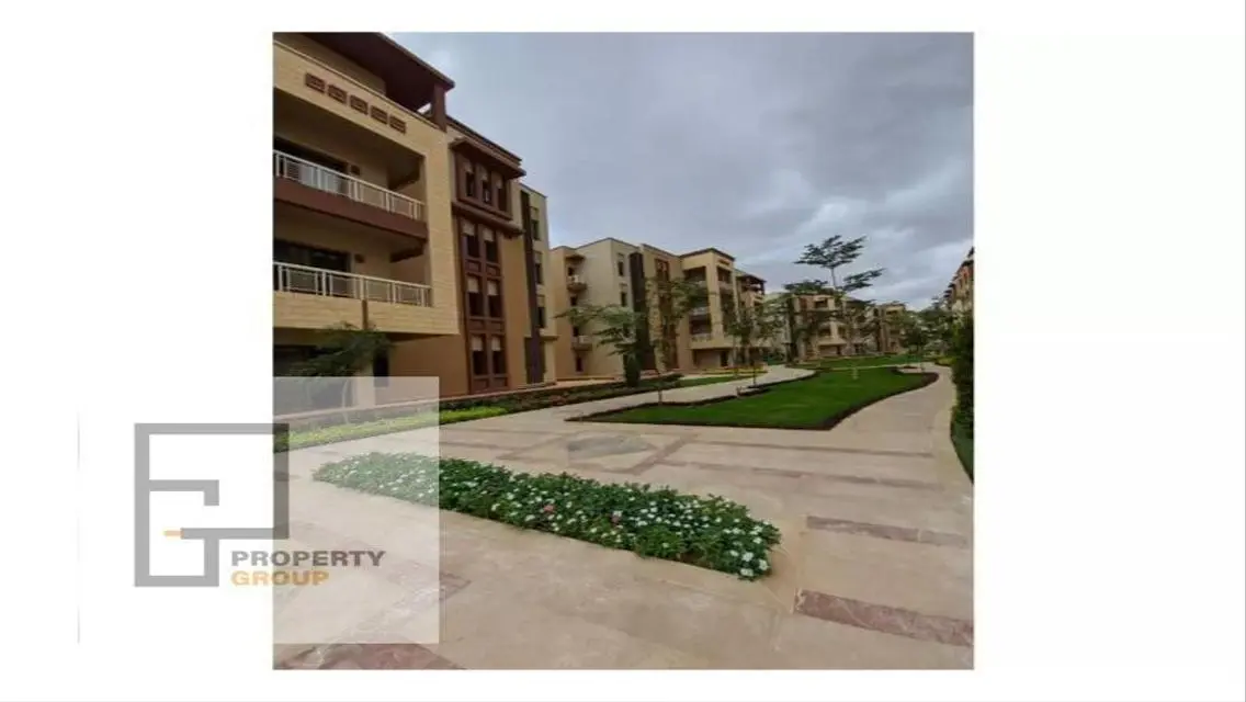 Stunning Mountain View Villa at ICity 208