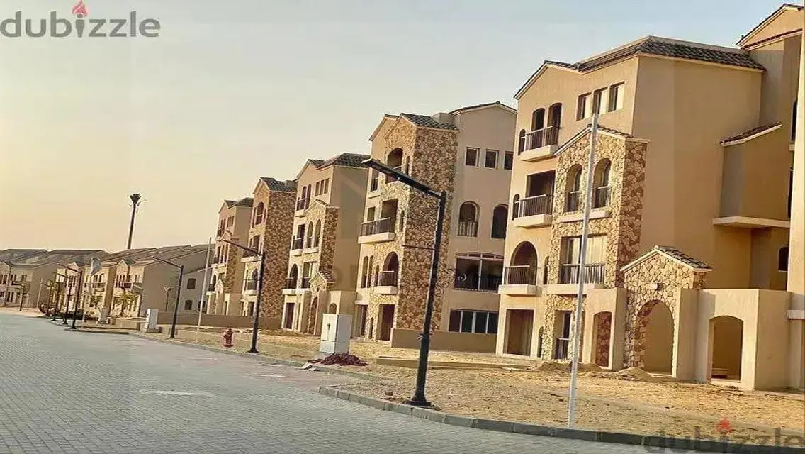 أرض رائعة في جرين سكوير