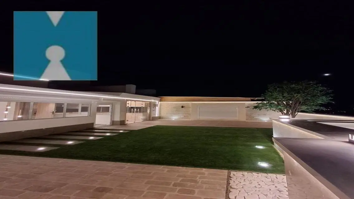 Luxury Apartment with Spacious Layout in the Heart of the City