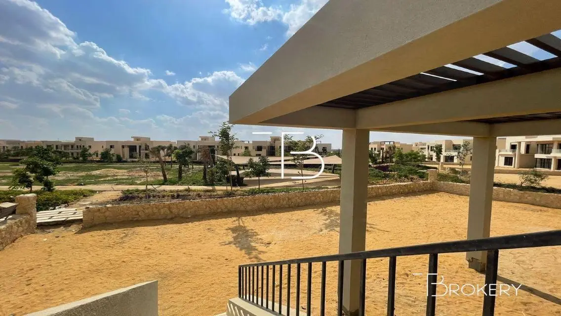 فيلا من طراز فخم بموقع متميز في O-West