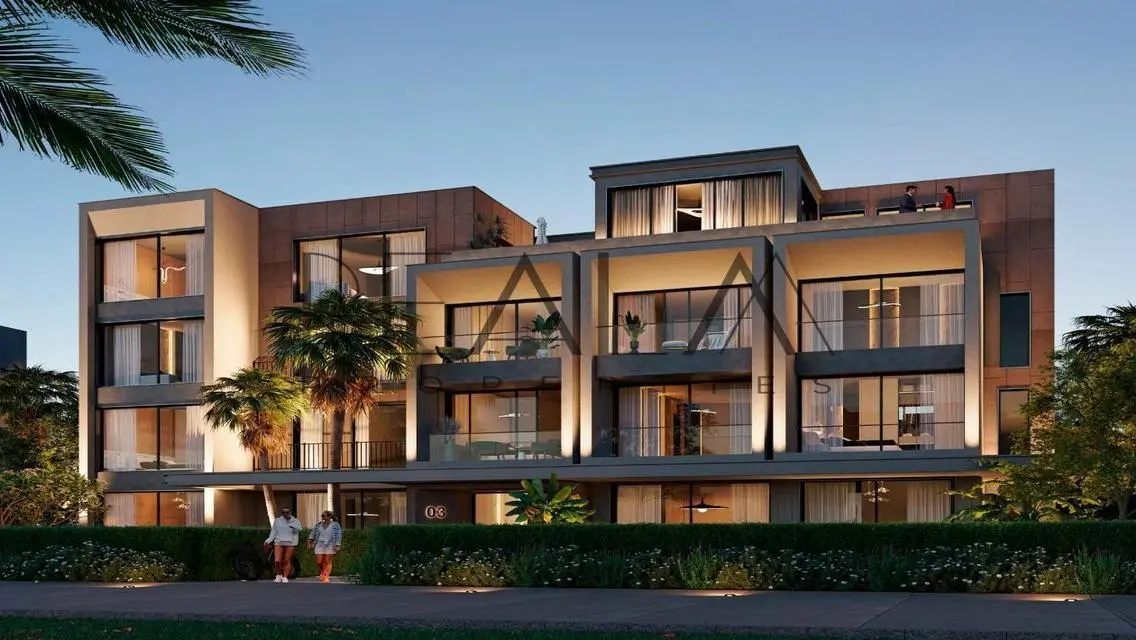 Luxurious Villa Overlooking Lakes with Private Pool and Garden