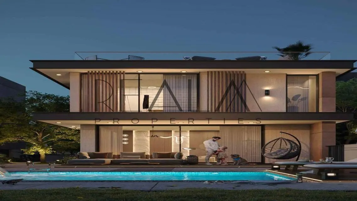 Luxurious Villa Overlooking Lakes with Private Pool and Garden
