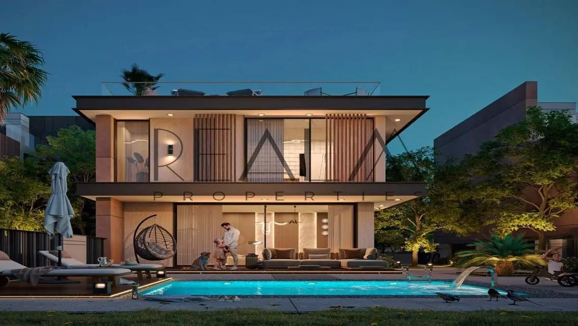 Luxurious Villa Overlooking Lakes with Private Pool and Garden