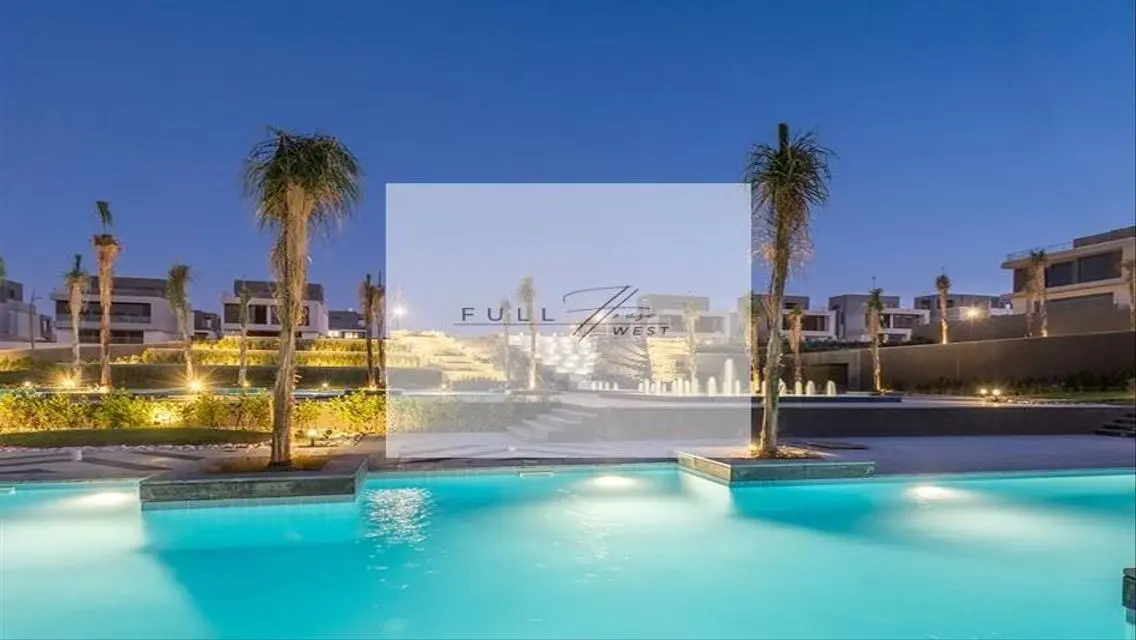 Luxurious Villa with 700 sqm Space, Private Pool, and Garden