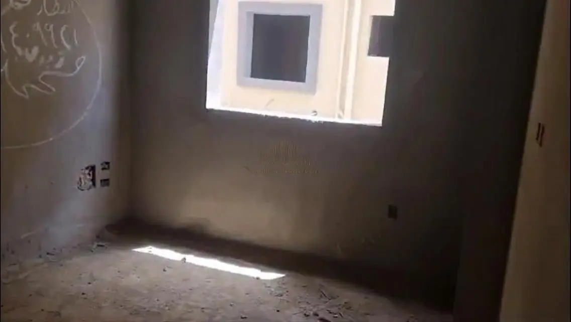 Luxury Apartment for Sale with Security Guard and Covered Parking