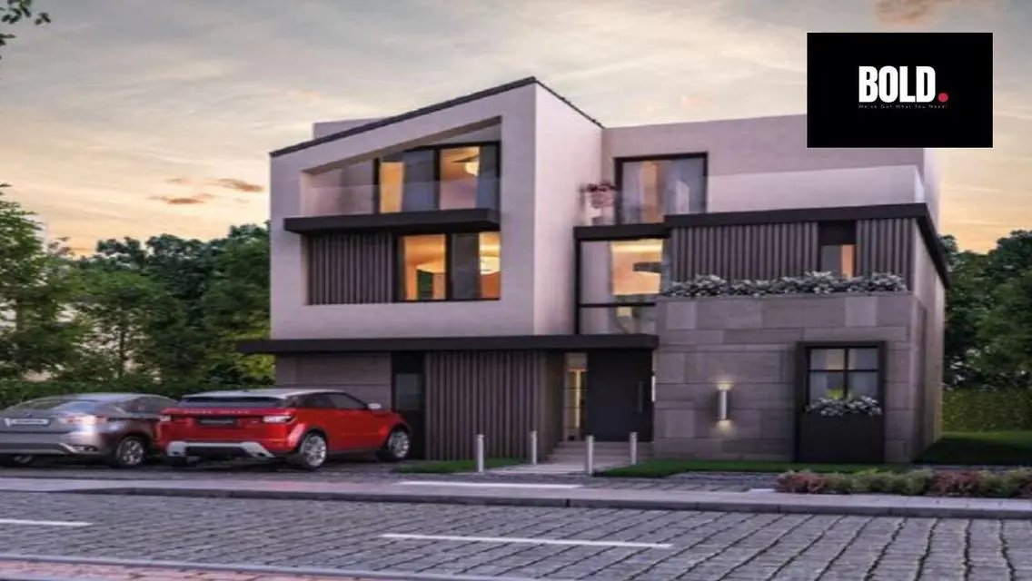 Luxury Villa with Private Garden and Pool
