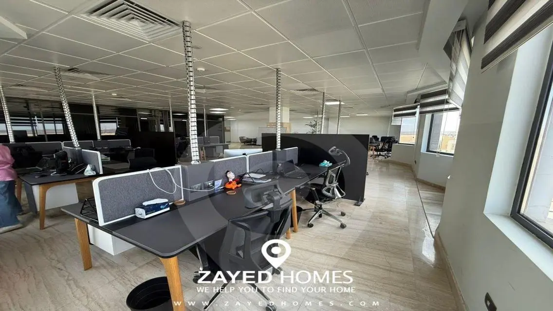 Fantastic Investment Opportunity in a Spacious Property