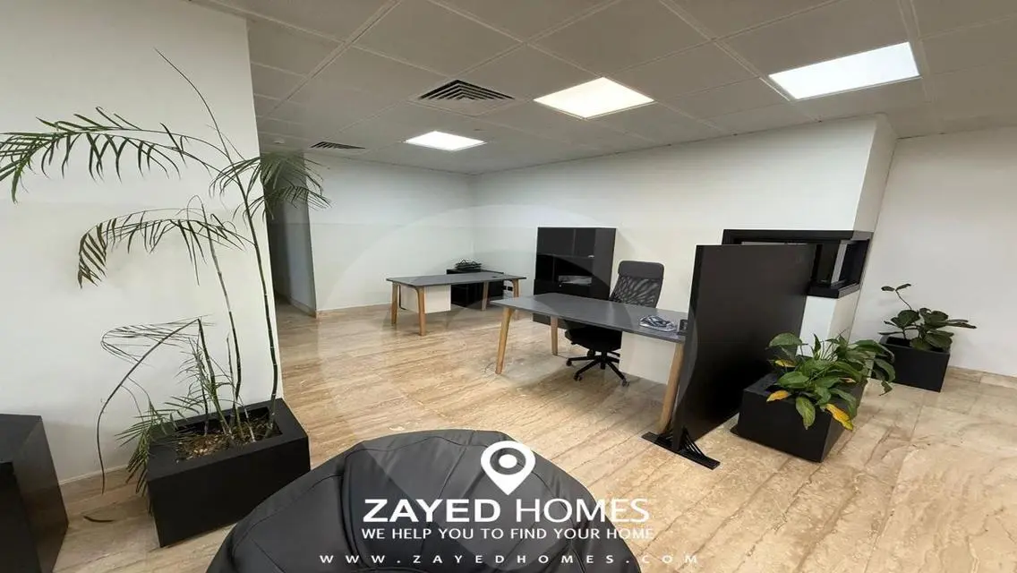 Fantastic Investment Opportunity in a Spacious Property