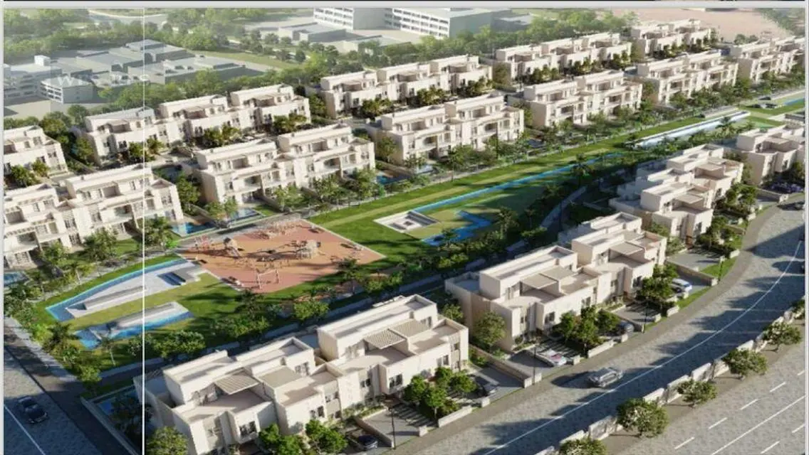 شقة فاخرة مطلة على البحيرة في West End Lake