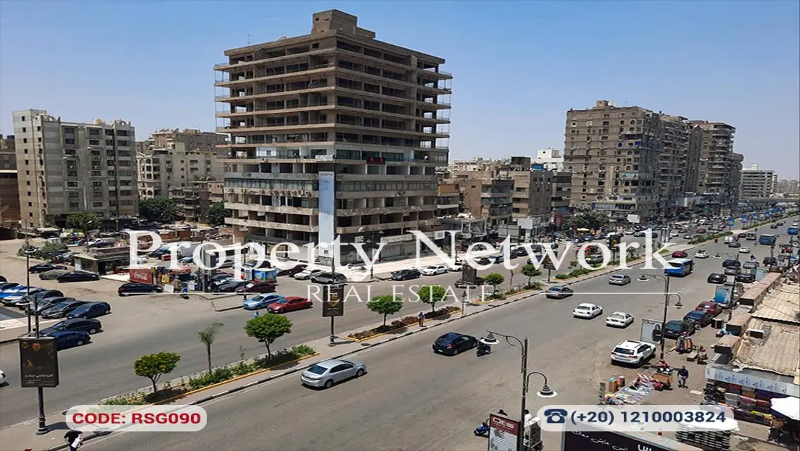 Luxury Apartment with 250 sqm in the Heart of the City