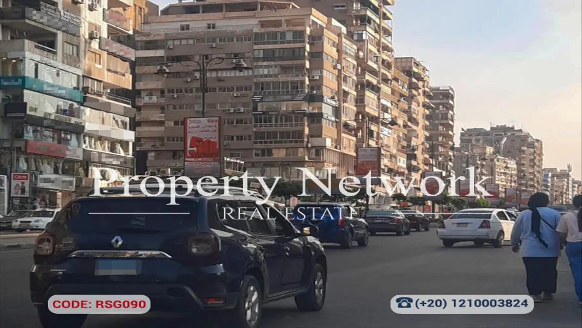 Luxury Apartment with 250 sqm in the Heart of the City