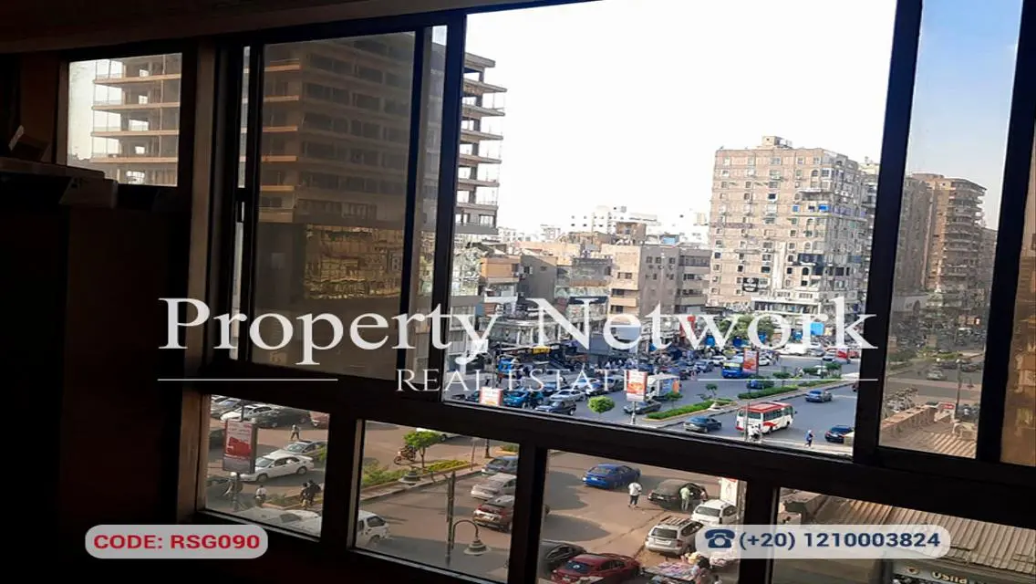 Luxury Apartment with 250 sqm in the Heart of the City