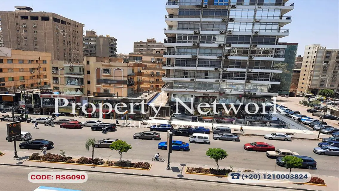 Luxury Apartment with 250 sqm in the Heart of the City