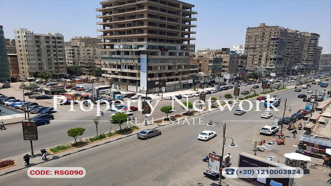 Luxury Apartment with 250 sqm in the Heart of the City