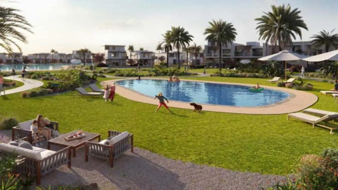 Luxury Apartment with Stunning View and Security Amenities