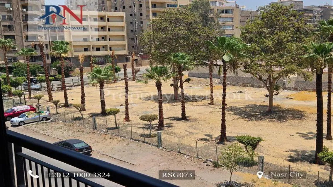 شقة رائعة مع إطلالة على معلم رئيسي