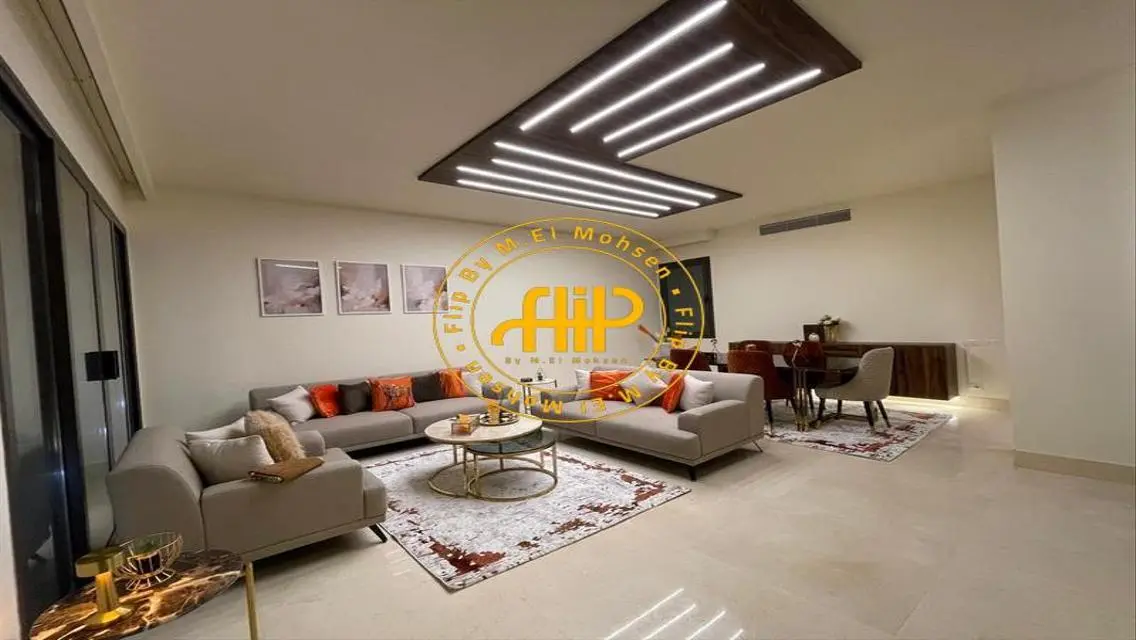 Luxurious Apartment with Spacious Design