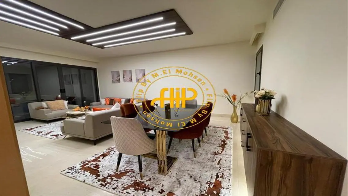 Luxurious Apartment with Spacious Design