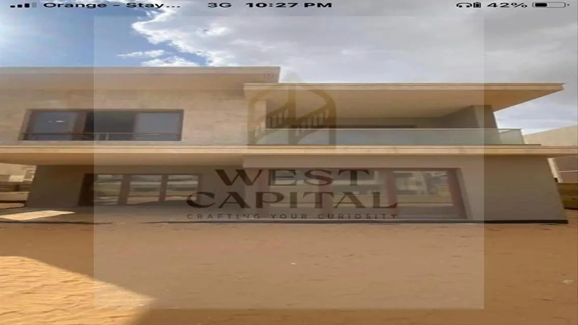 شقة فاخرة بمساحة واسعة مع حديقة خاصة