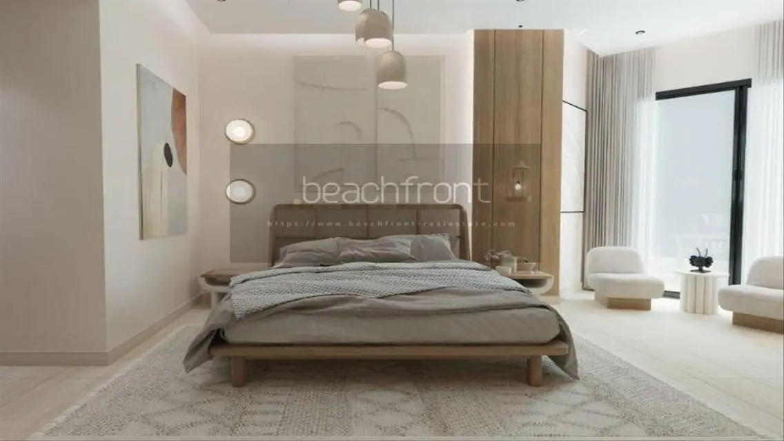 Luxury Apartment with Lake View