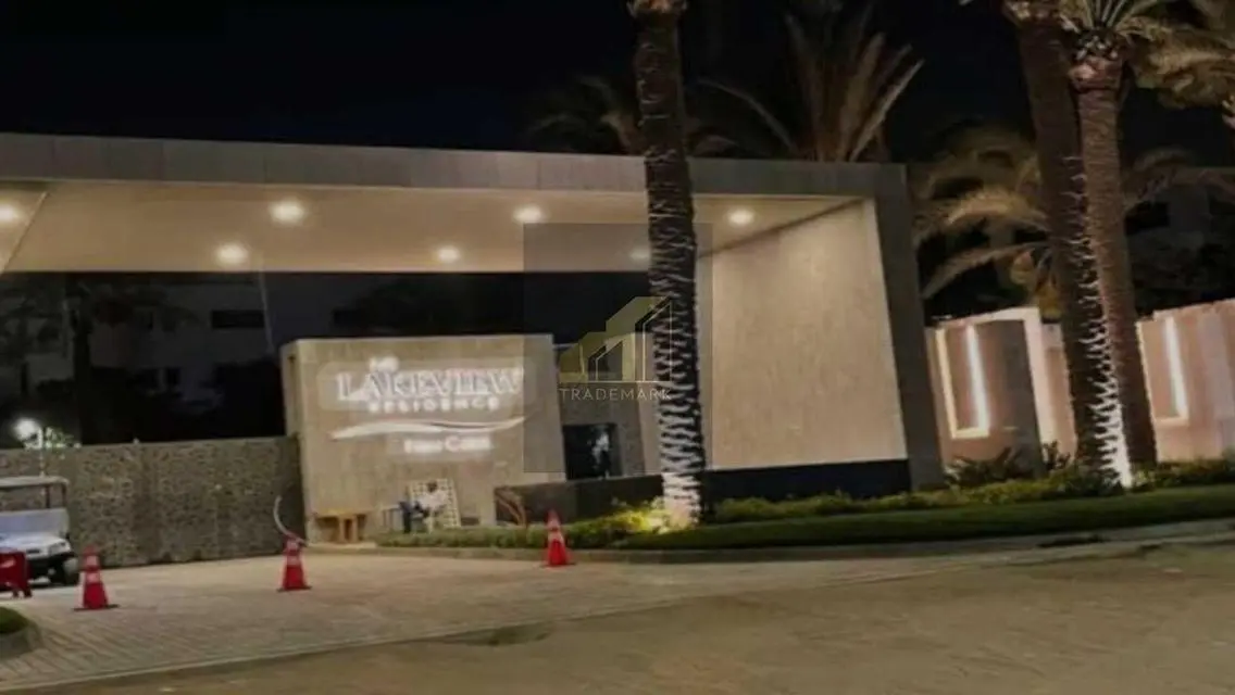 فيلا فاخرة مع مسبح خاص وإطلالة رائعة