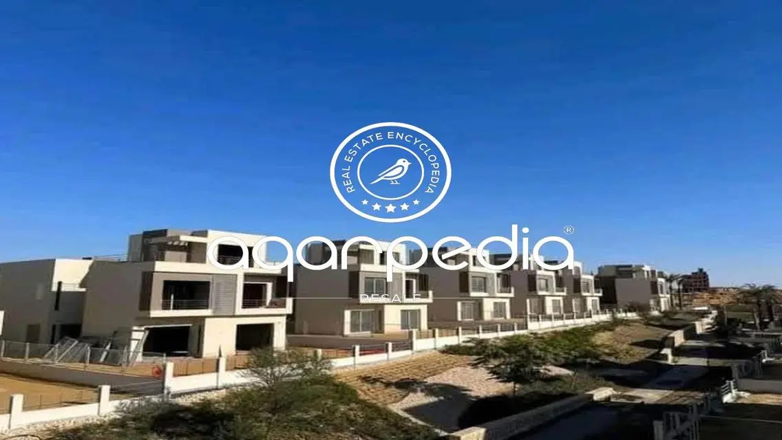 Luxurious Villa with Expansive Space and Stunning View