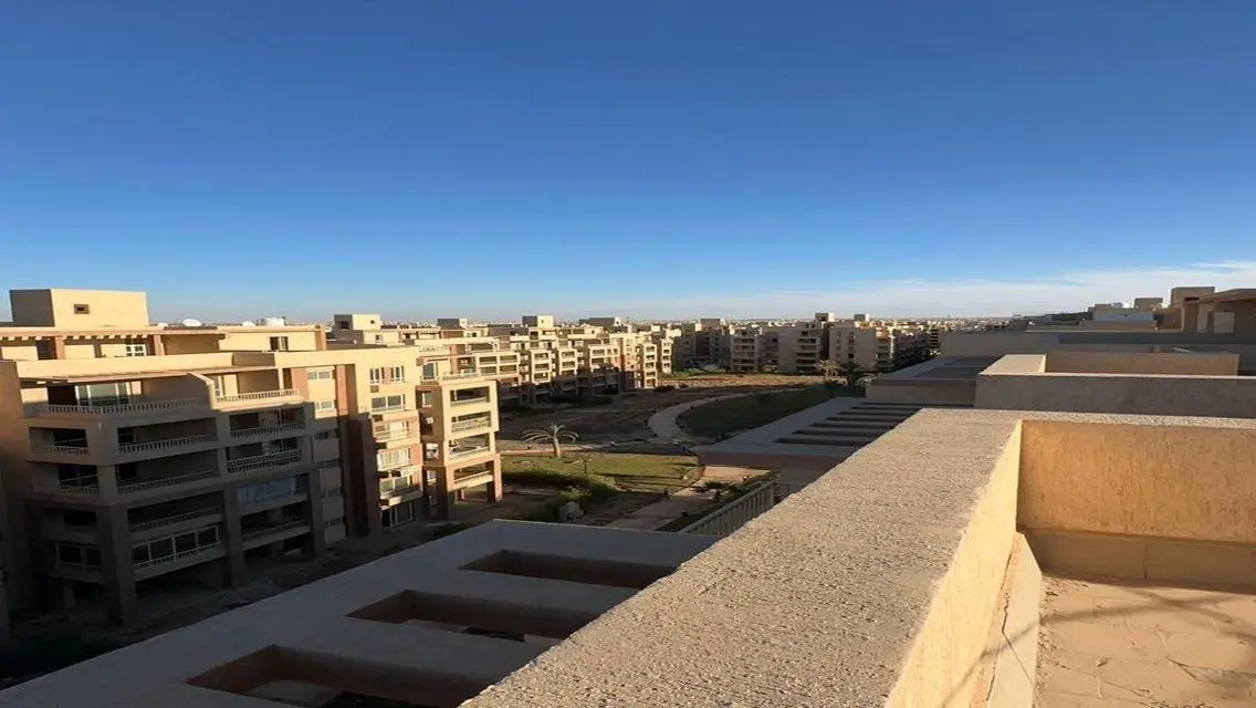 شقة رائعة بمساحة 300 متر مع إطلالة خلابة