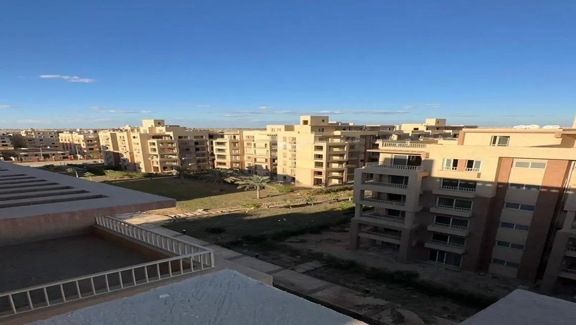 شقة رائعة بمساحة 300 متر مع إطلالة خلابة
