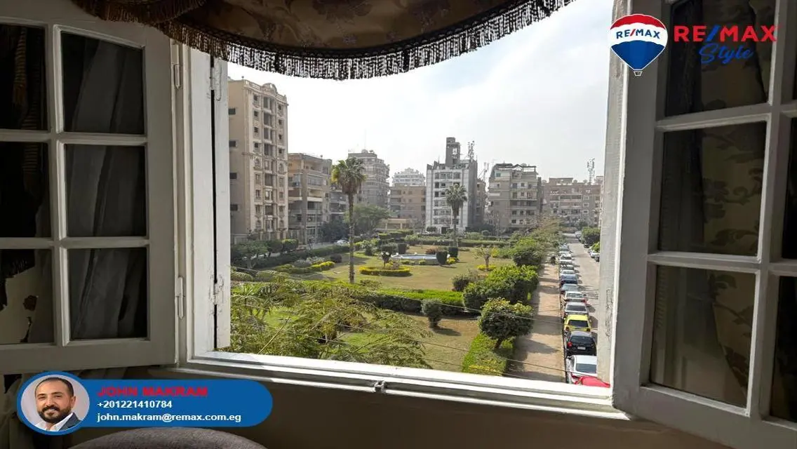 شقة فاخرة بإطلالة مميزة للبيع