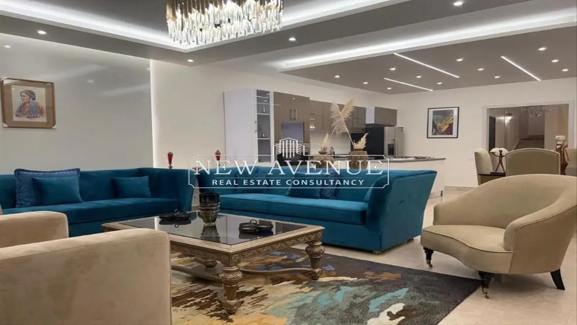 Luxury Apartment with Private Garden in Prime Location