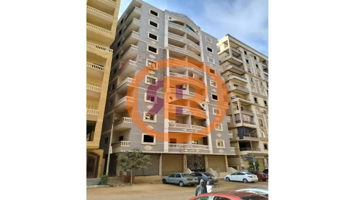 عقار متميز للبيع في موقع رائع