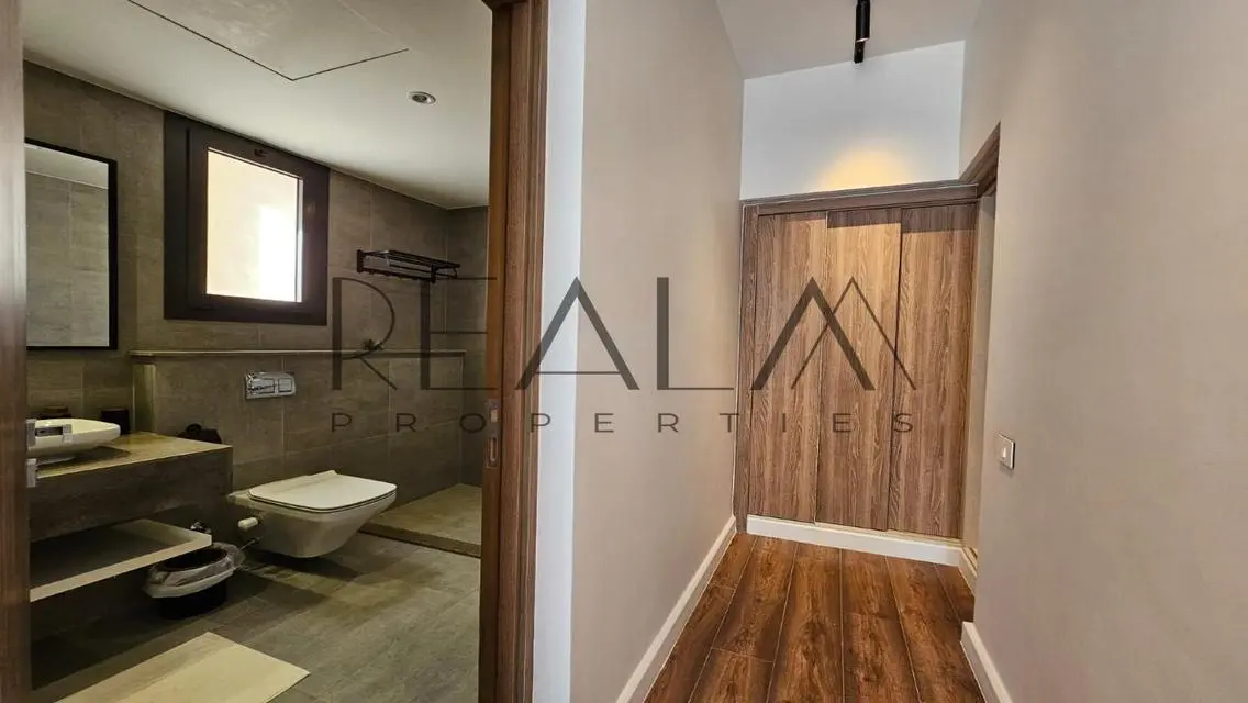 Luxury Villa with Private Garden and Pool