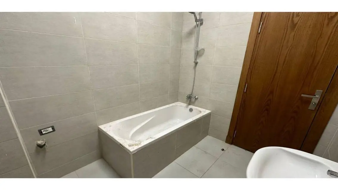 160 Sq Meter Apartment in a Prime Location