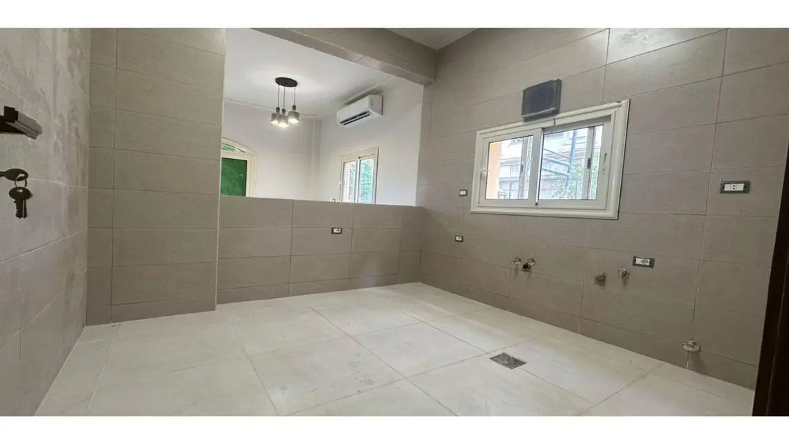 160 Sq Meter Apartment in a Prime Location