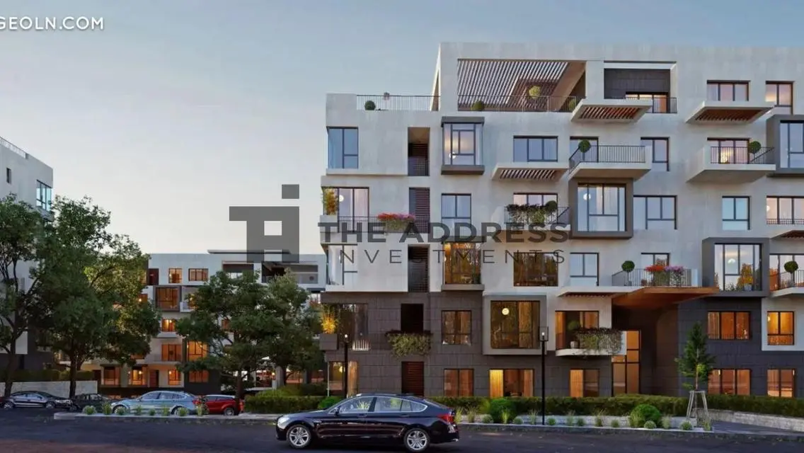 Luxury Apartment with Private Garden and Pool