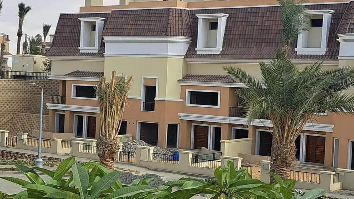 فيلا فاخرة للبيع بمميزات استثنائية