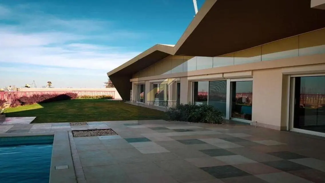 Luxury Apartment with Lake View - 125 sqm