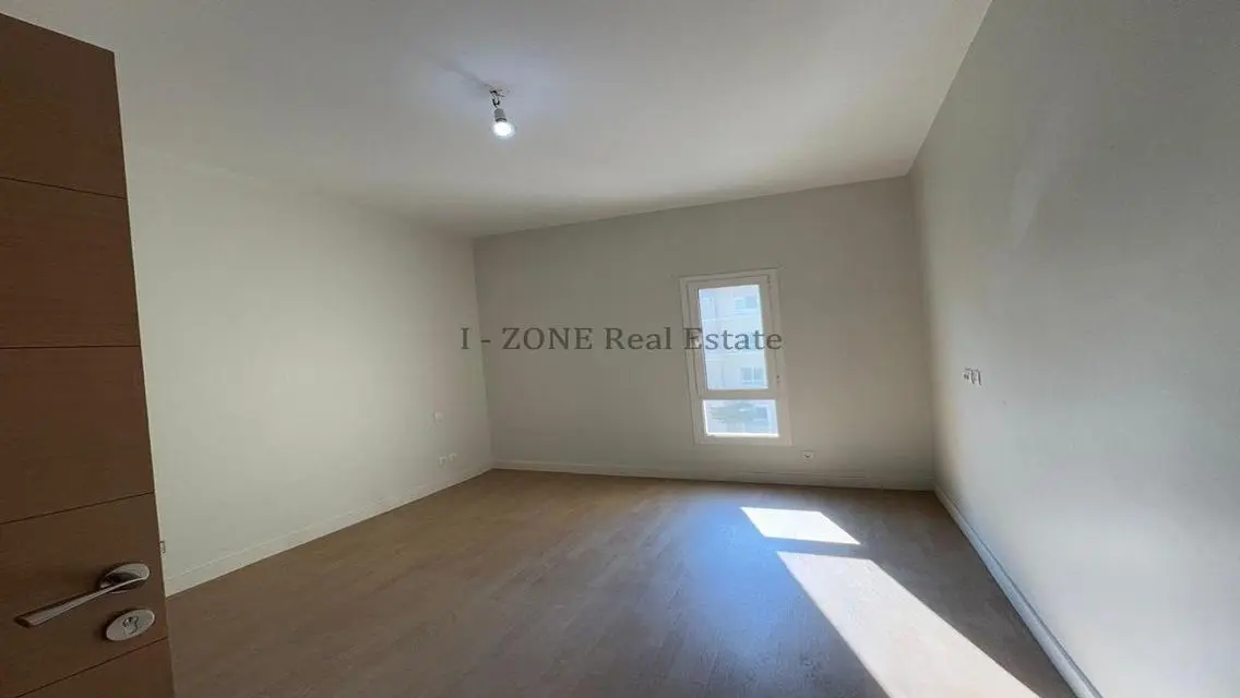 Luxury Apartment in I-Zone for 65000 EGP