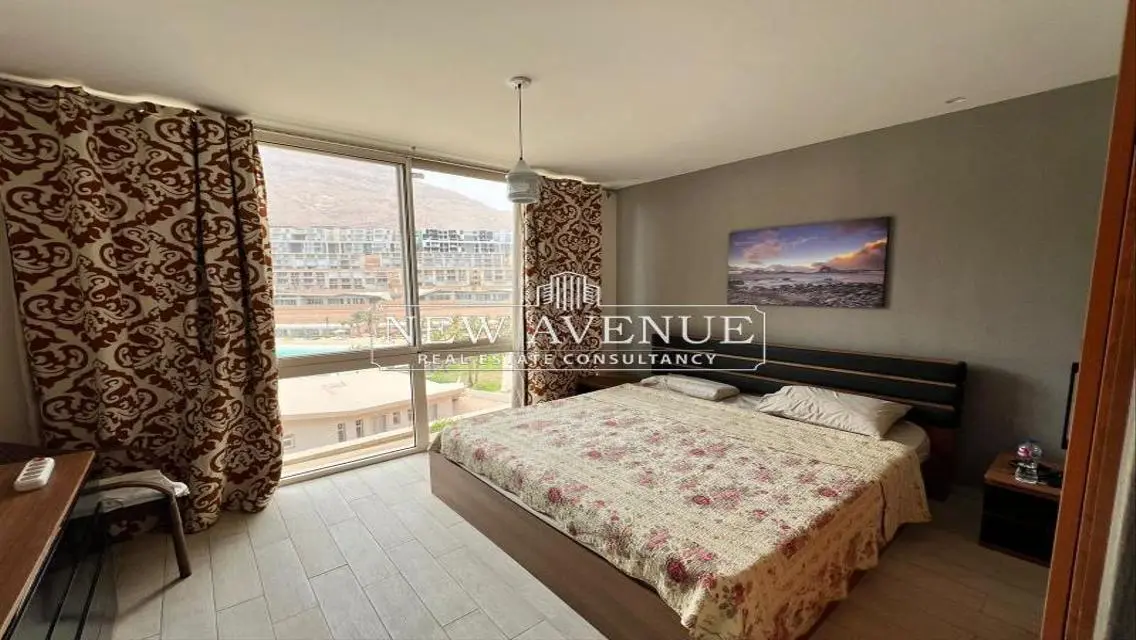 Stunning Apartment with Study Room in Prime Location