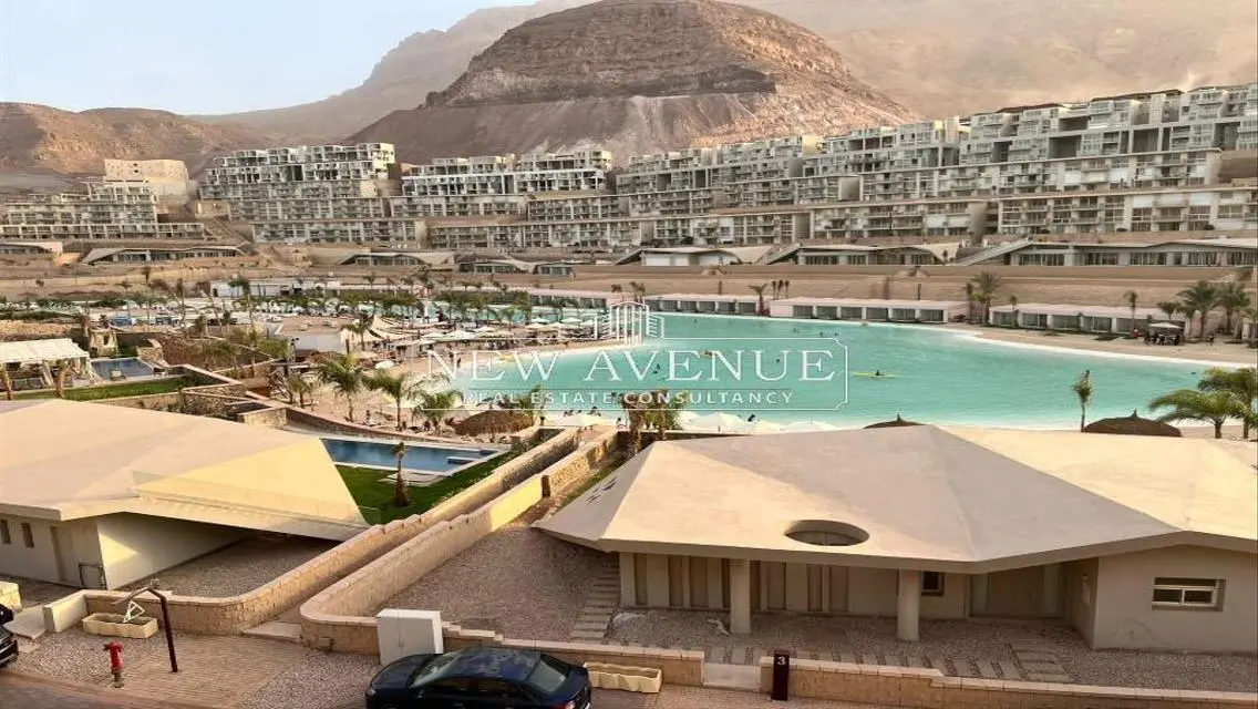 Stunning Apartment with Study Room in Prime Location