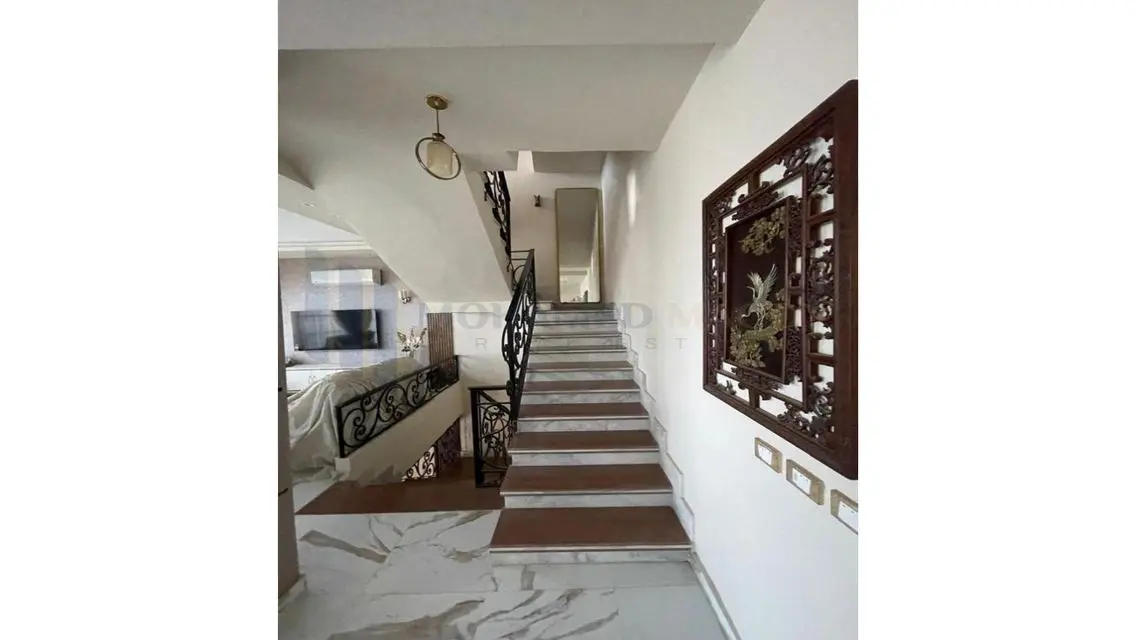 Luxurious Villa with Spacious Area and Stunning View