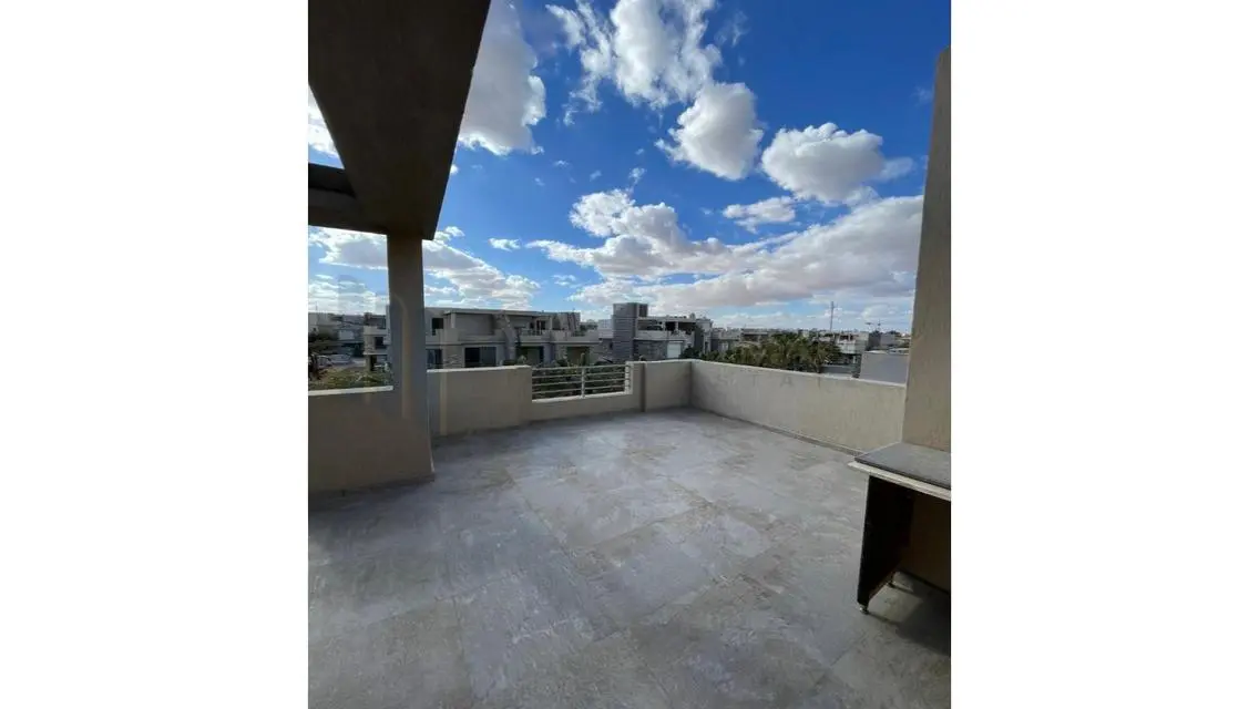 Luxurious Villa with Spacious Area and Stunning View