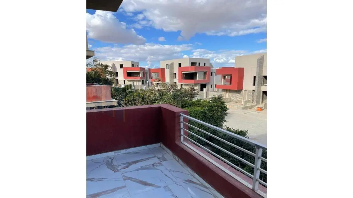 Luxurious Villa with Spacious Area and Stunning View