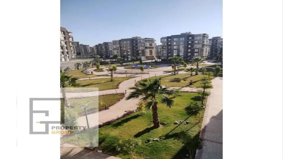 فيلا فاخرة مع مسبح خاص وحديقة