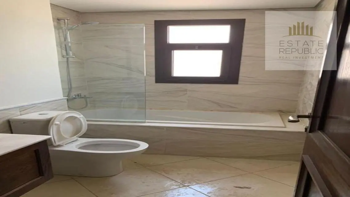 Luxury Villa for Sale in Estate Republic